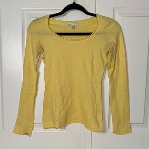 Banana Republic Pale Yellow Long Sleeve Scoop Neck Top